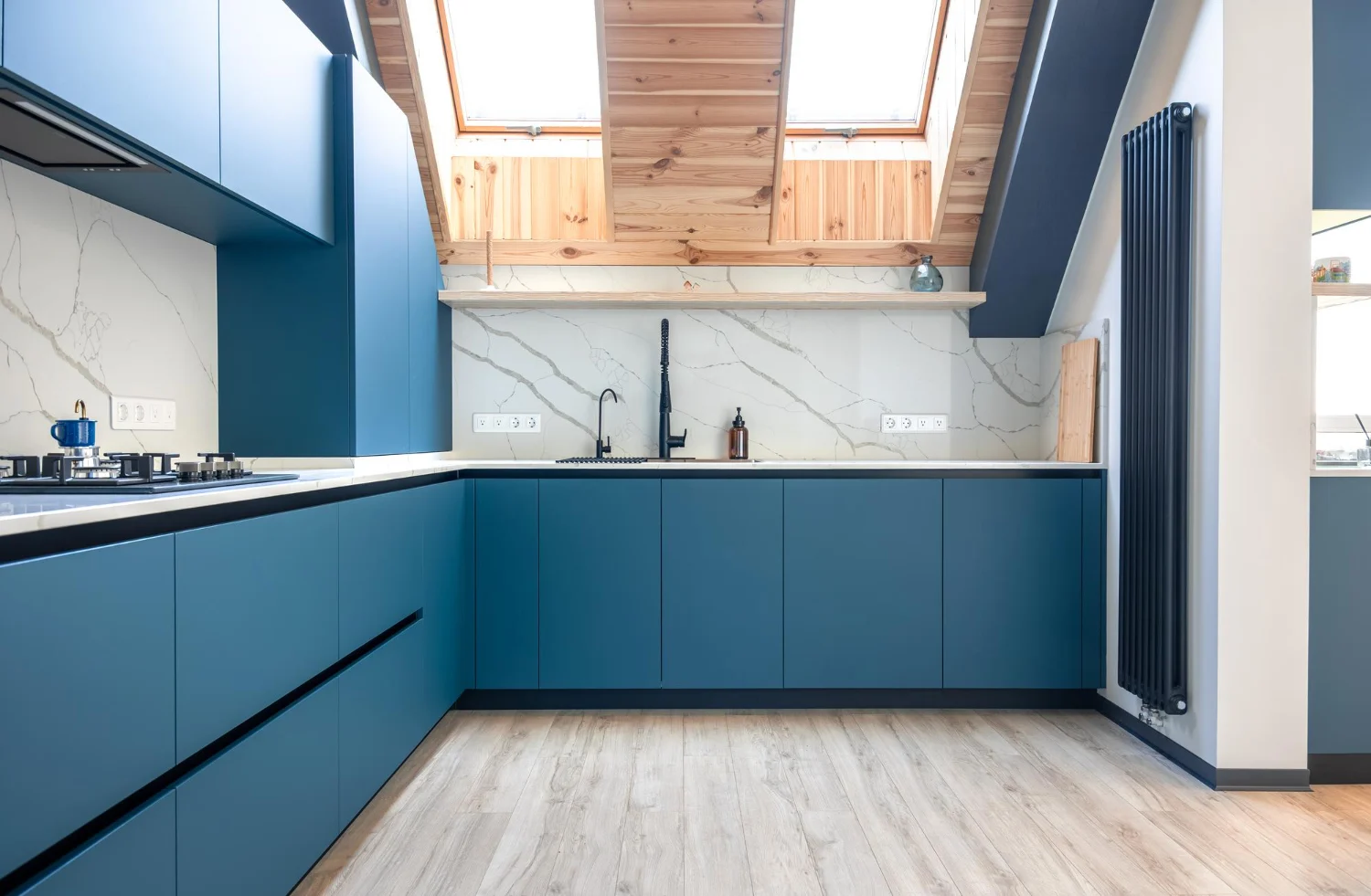 Modern L-Shaped Kitchen